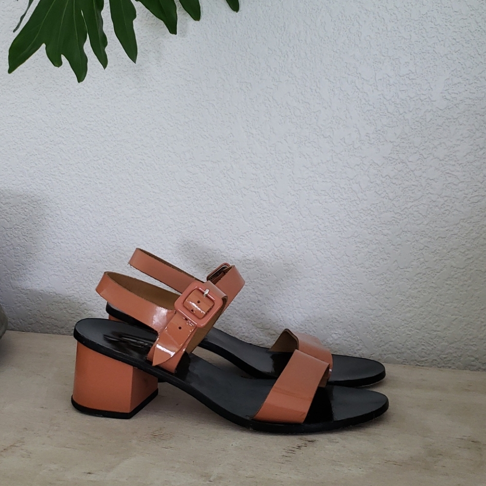 LOQ Altea Salmon Sandals